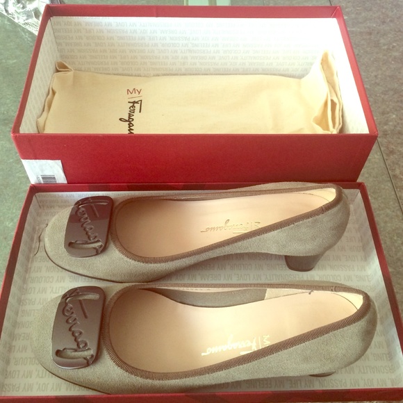 Brand new Salvatore ferragamo