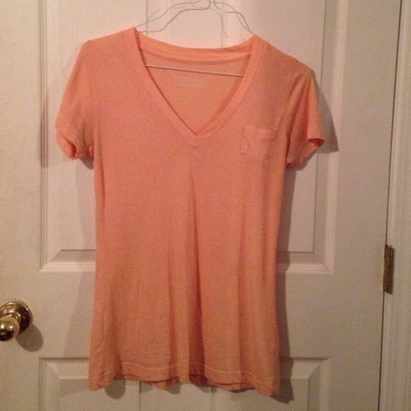 Mossimo V-neck t shirt