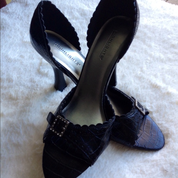 NWOT. Black Faux Alligator Open-Toed Heels - Picture 3 of 4