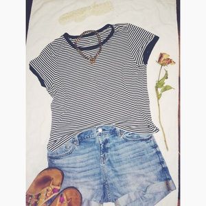 AEO Soft & Sexy T Stripped 😍