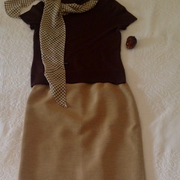 Chocolate Cashmere Blend Sweater - Picture 2 of 2