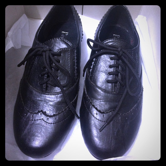 Black oxfords