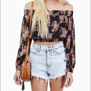 Off the shoulder floral Tobi top