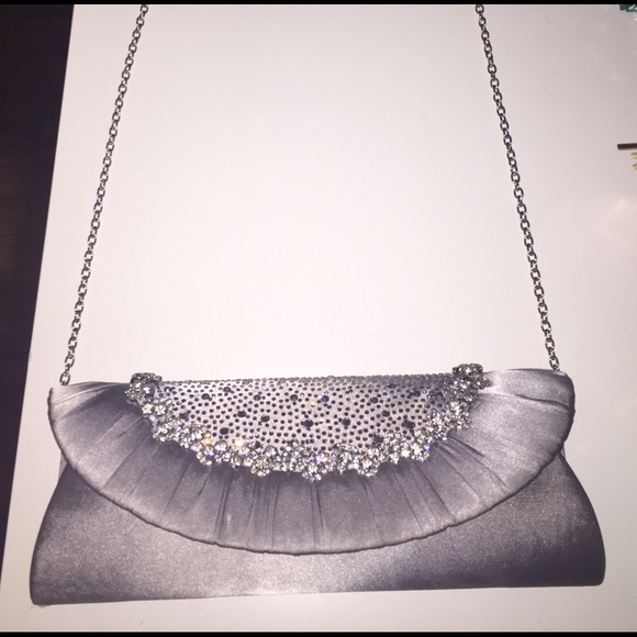Silver clutch with rhinestones💎