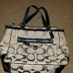 100% authentic coach handbag