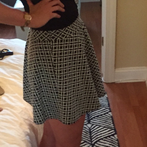 Black and white diamond print cotton skirt - Picture 2 of 4