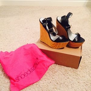 Wedge heels