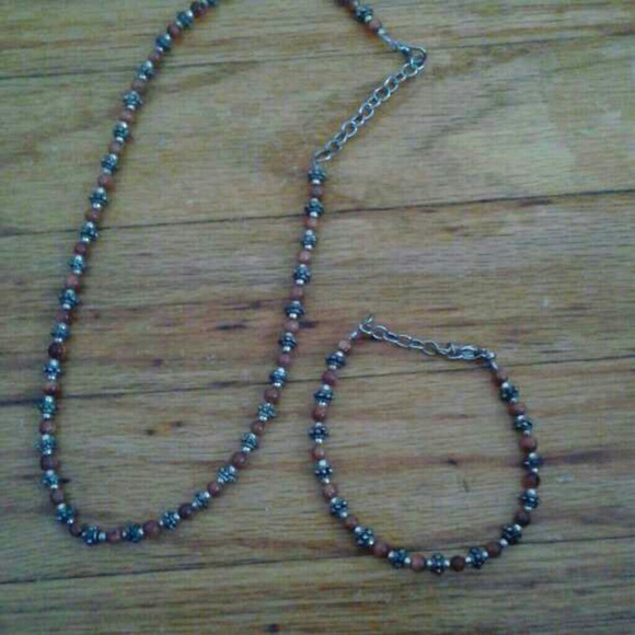 Necklace/bracelet bundle
