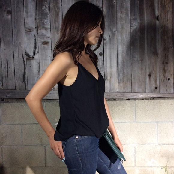 Cross over top NWOT - Picture 2 of 4