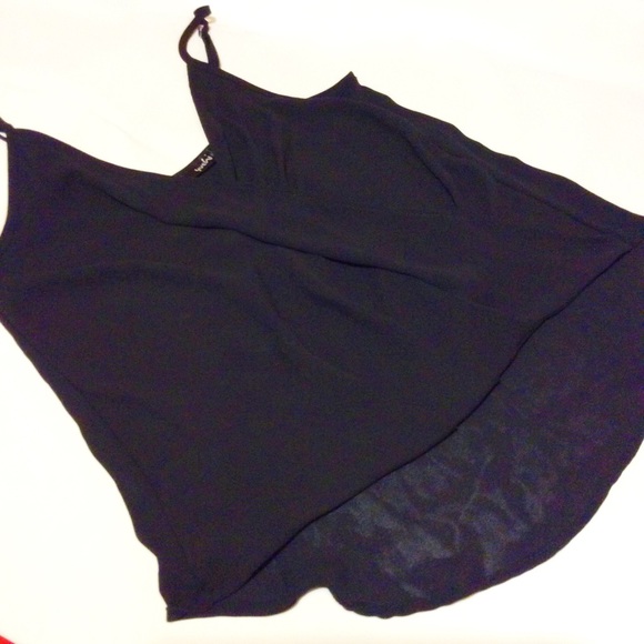 Cross over top NWOT - Picture 4 of 4