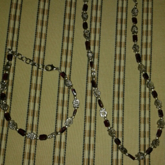 Necklace/ bracelet bundle