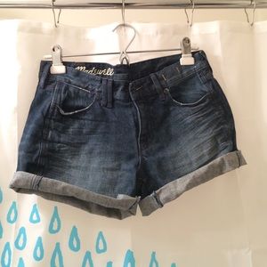 Madewell cutoff shorts size 25