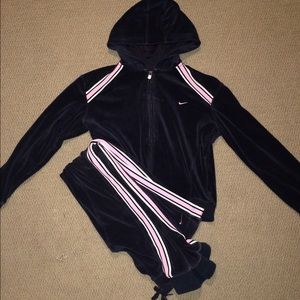 Nike black and pink sweatsuit