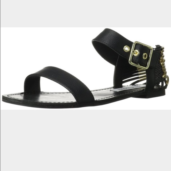ISO this two difrent style of sandals!!