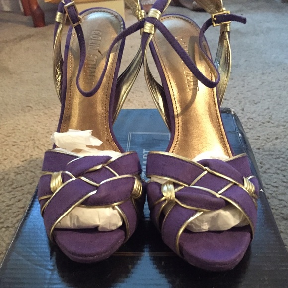 Very Sexy Pair of Purple Fabric & Gold high heels!!
