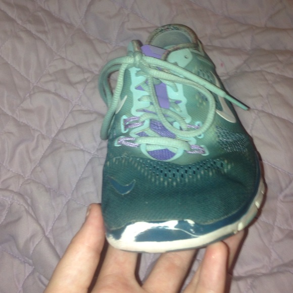 Blue ombré Nike free runs woman's Size 8.5 - Picture 3 of 4