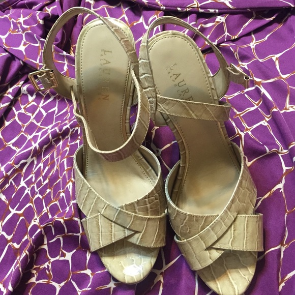 Lauren Ralph Lauren tan/nude shoe