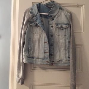 Jean jacket with sweatshirt sleeves