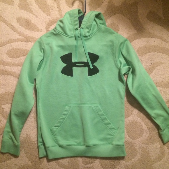 Women's Under armour hoodie