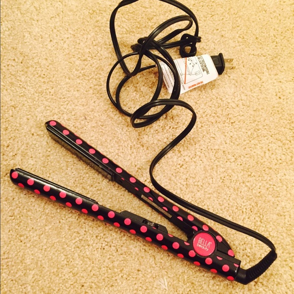 Straightener and boot socks bundle