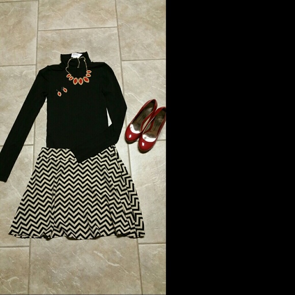 Chevron skirt