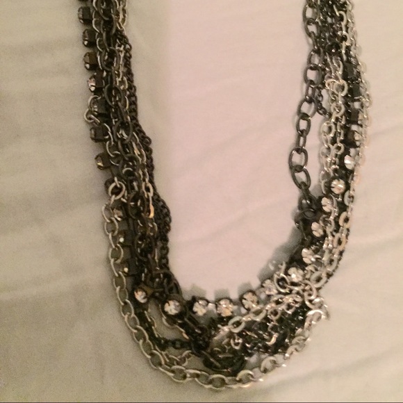 Gorgeous layered necklace!