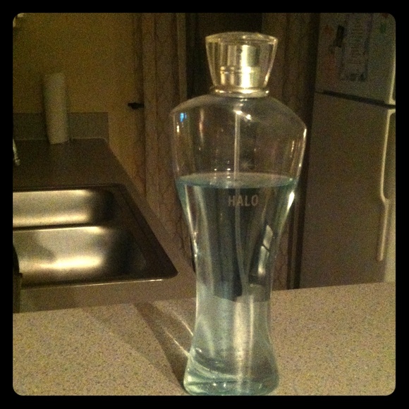 Victoria Secret Halo body mist