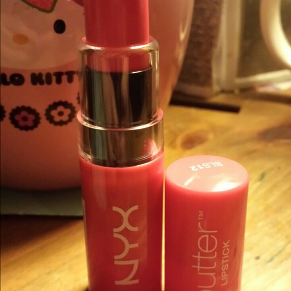 NYX Butter Lipstick & Cailyn Extreme Matte Tint