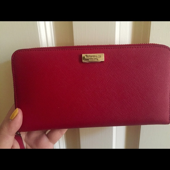 Brand new Kate Spade newbury land wallet - Picture 4 of 4