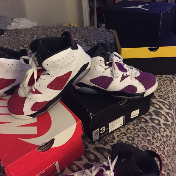 Jordan retro 6 Carmine's