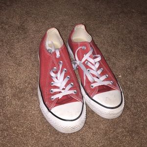 red low top converse