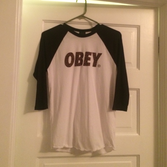 Obey baseball tee