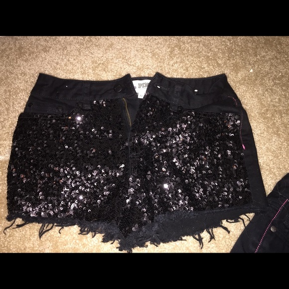 VS shorts