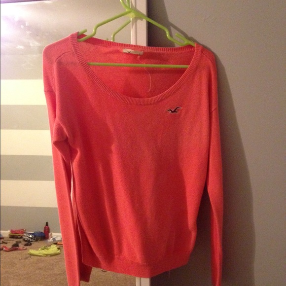 Hollister sweater
