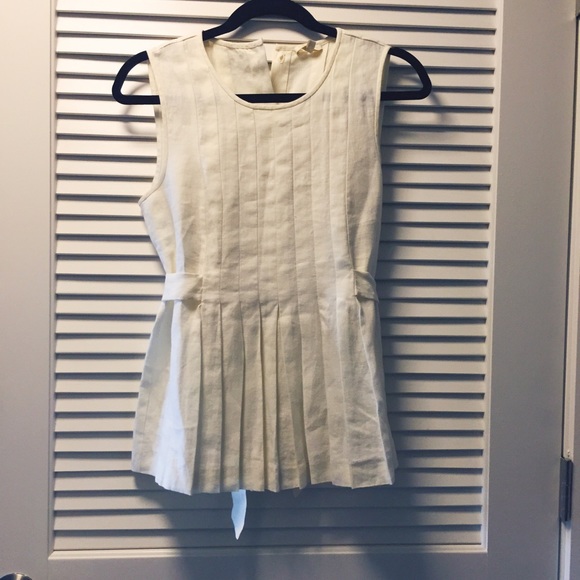 Theory Tops - NWOT Theory Ivory pleated linen sleeveless top