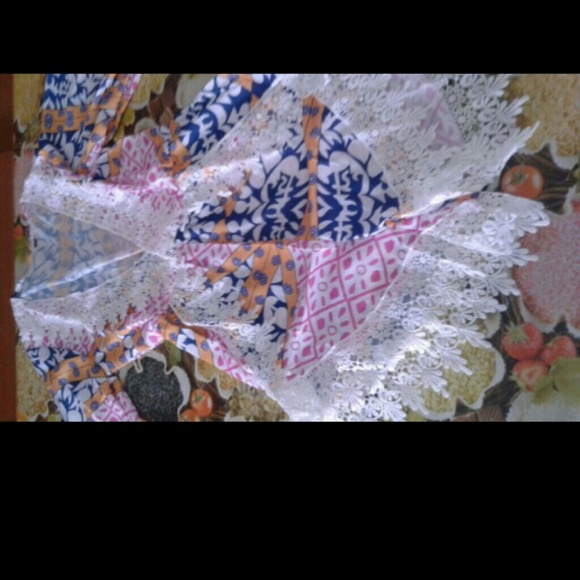 Monaco short Romper - Picture 2 of 2