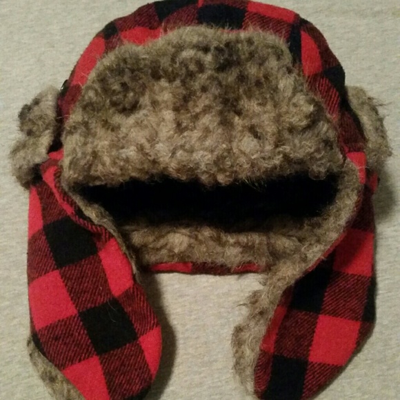 Cute winter hat! - Picture 3 of 3