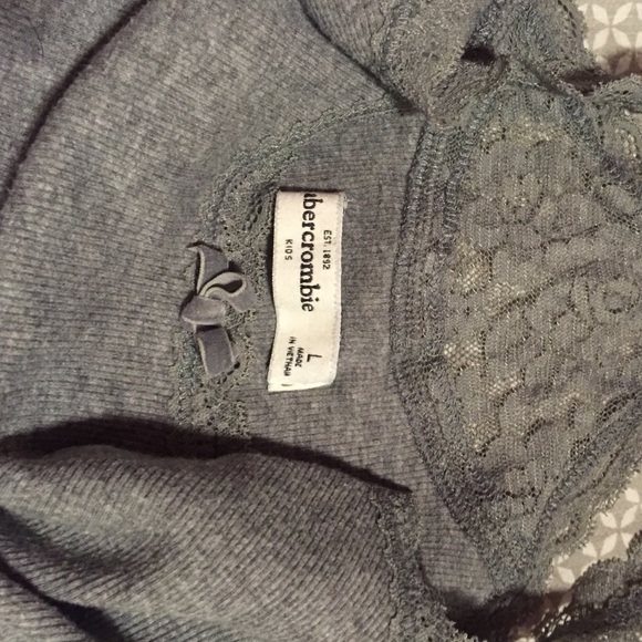 Abercrombie Kids Tank Top - Picture 3 of 3