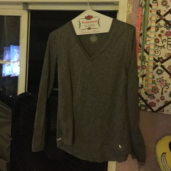 Semi fitted DANSKIN workout lightweight long sleeve