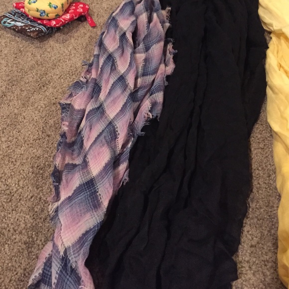 Scarf bundle! 💜💛💙 - Picture 3 of 4