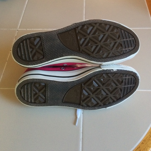 SOLD ON MERC - Picture 4 of 4