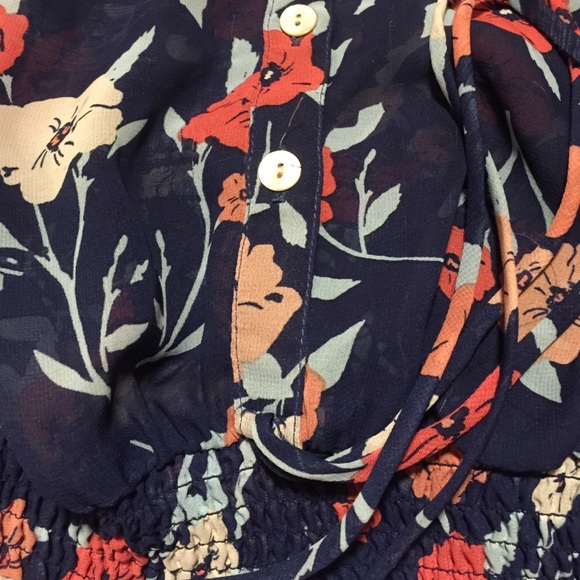 Loose fitting Blouse - Picture 3 of 3