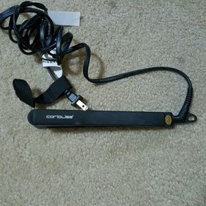 Coriolissmini hair straighter