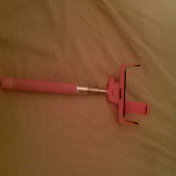 Pknk Bluetooth selfie stick