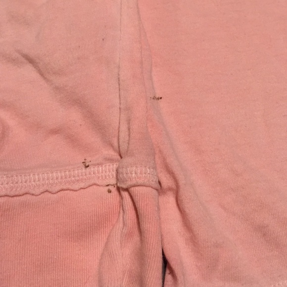 Abercrombie & Fitch - Picture 2 of 3