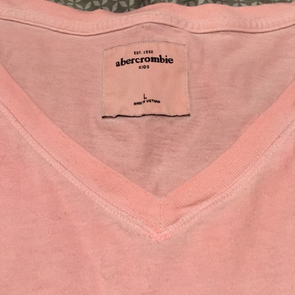 Abercrombie & Fitch - Picture 3 of 3