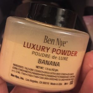 Ben Nye banana powder