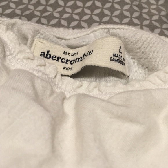 Abercrombie & Fitch Top - Picture 2 of 3