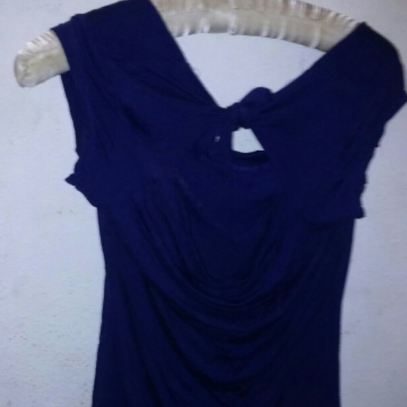 Off sholder top with open back 10$ - Picture 2 of 2
