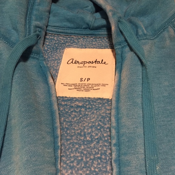 Aeropostale Sweater - Picture 2 of 2